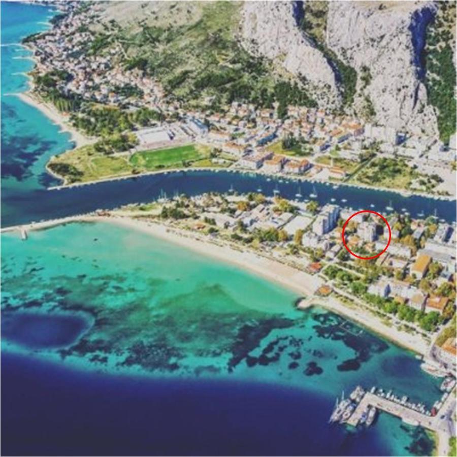 Apartman Center Omis Luaran gambar
