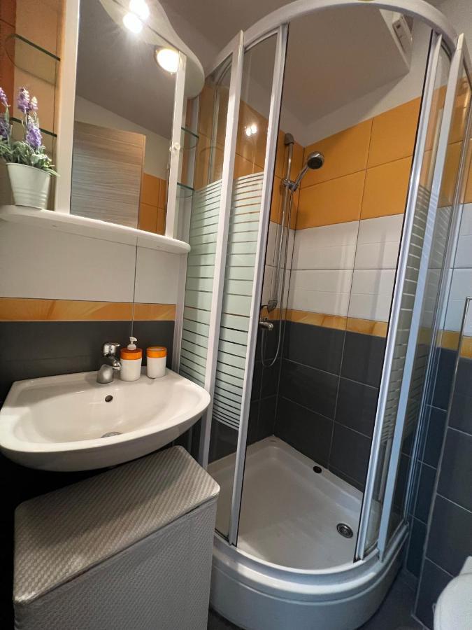Apartman Center Omis Luaran gambar