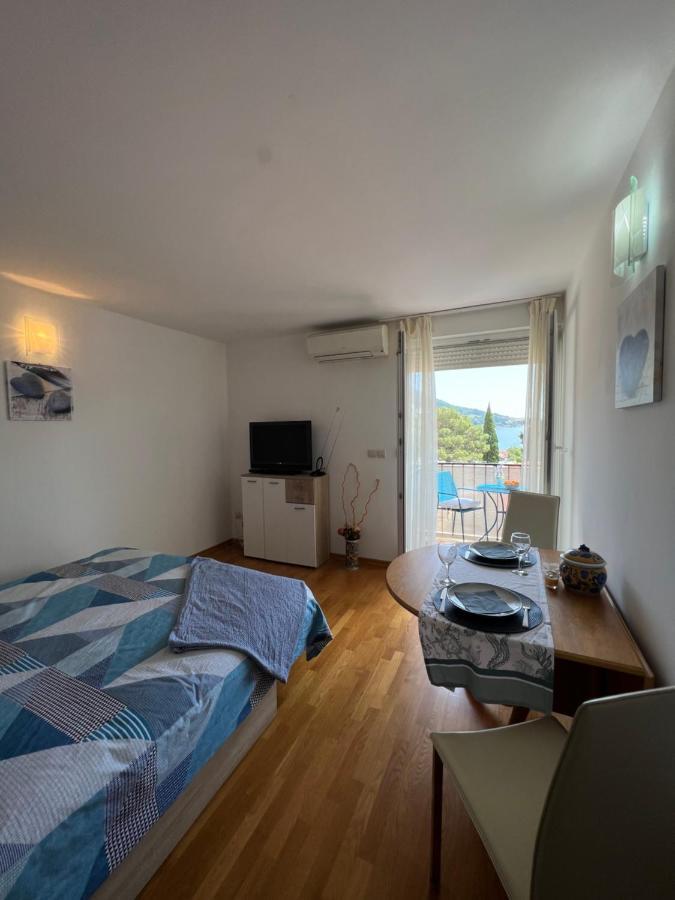 Apartman Center Omis Luaran gambar